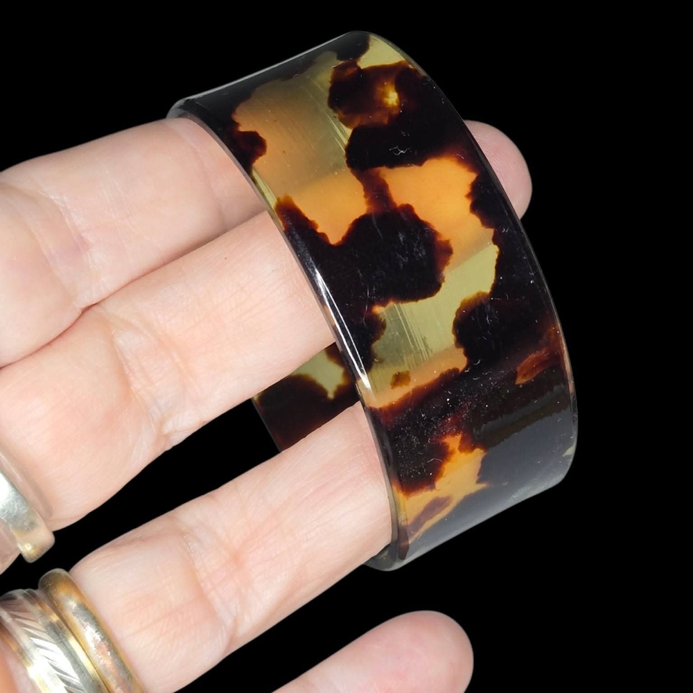 Vtg lucite Tortoise Shell Bracelet - Picture 3 of 4